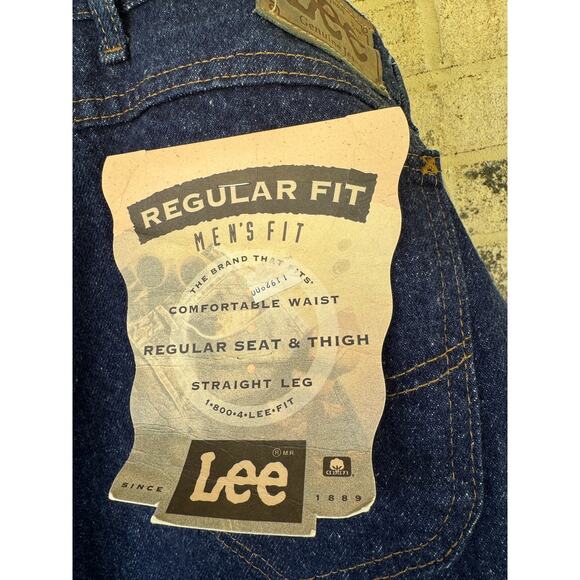Lee Jeans-NWT-Regular Fit **-Size 57-x30